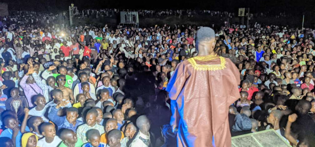 Nord Kivu : Devant une marée humaine , Elkane karah a prêché la révolution en concert ce 11juin