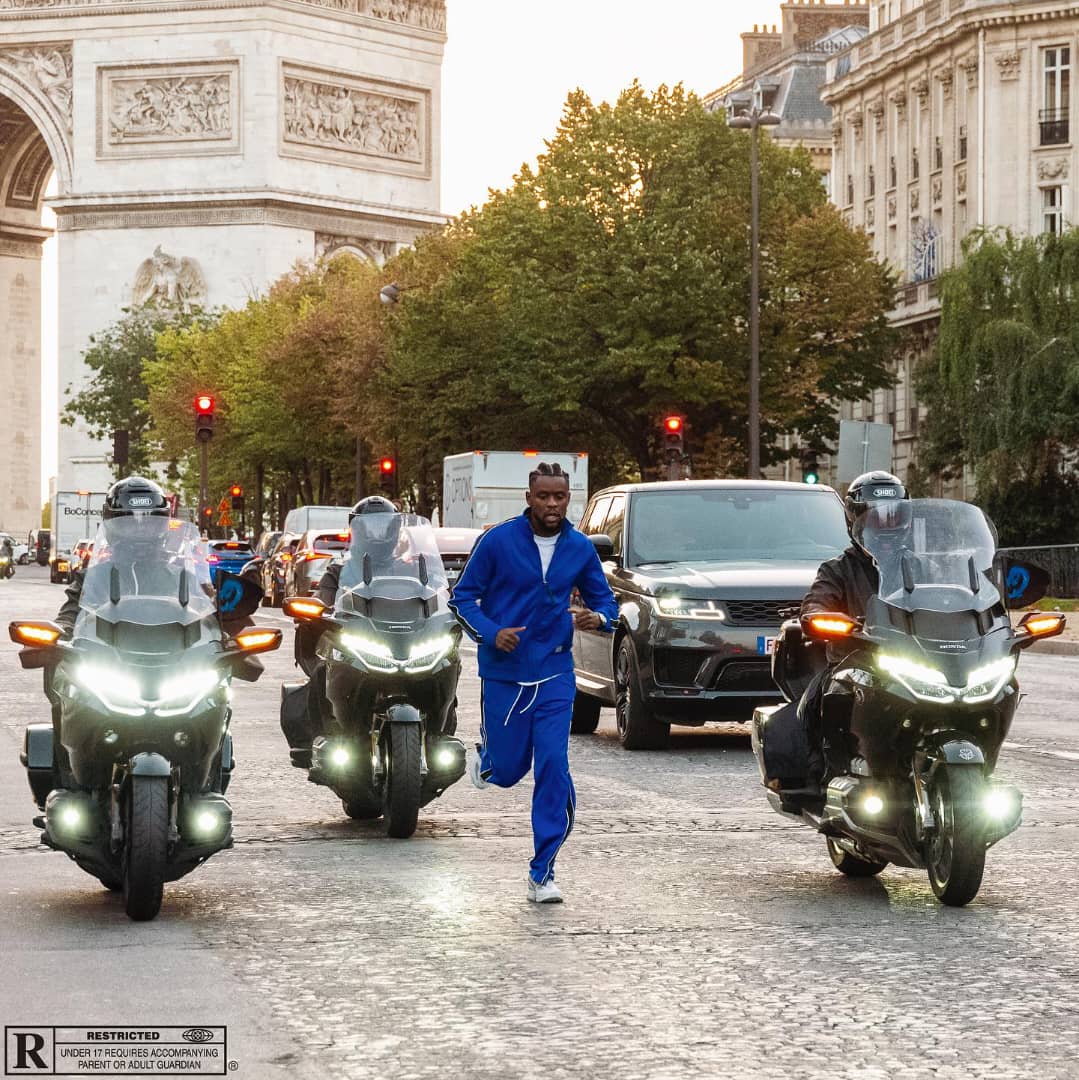 Le rappeur-footballeur congolais Guy2bezbar fait appel à Sdm, Koba Lad sur son projet «Ambition »