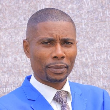 A kalemie , l' ingénieur Dandy LUTONDA satisfait de la réélection de tshisekedi